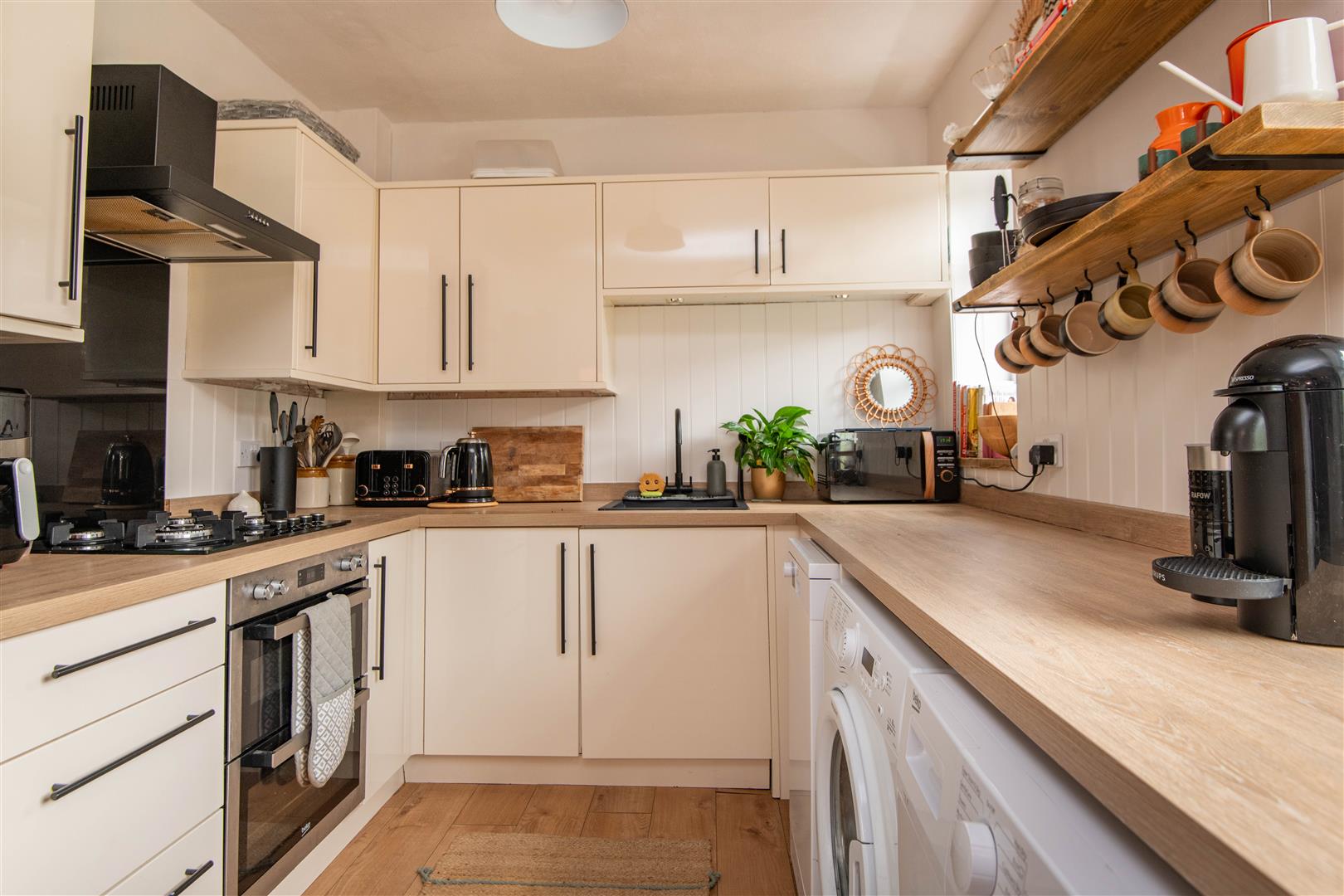 3 bed property in Weld Avenue, Chorley